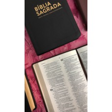 Bíblia nvt letra normal - luxo (preta) Bíblia nvt letra normal - luxo (preta)